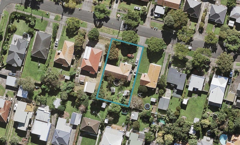 39 Parrish Road, Sandringham, Auckland - Carousel 1