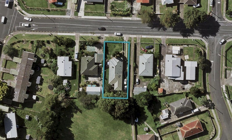 37 Flat Bush Road, Clover Park, Auckland - Carousel 1