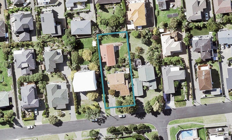 2/10 Hyde Road, Rothesay Bay, Auckland - Carousel 1