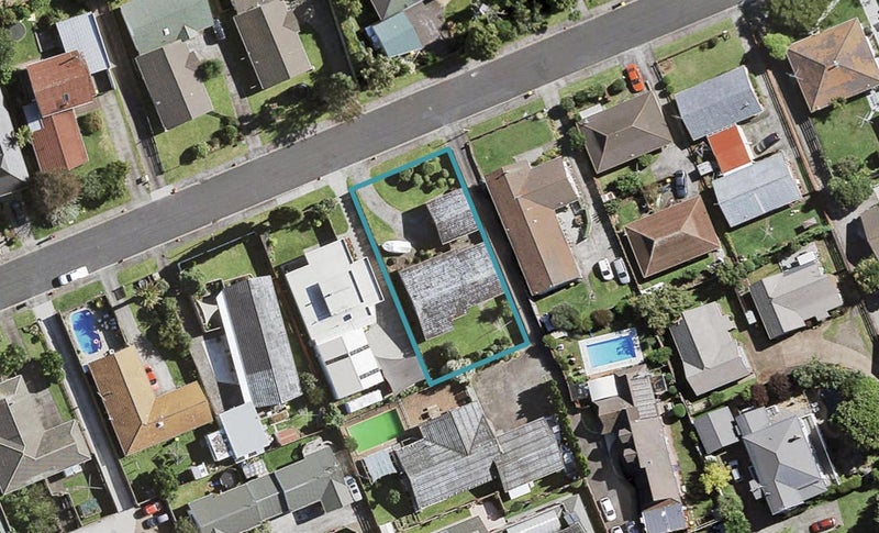 28 Manse Road, Pahurehure, Papakura - Carousel 1