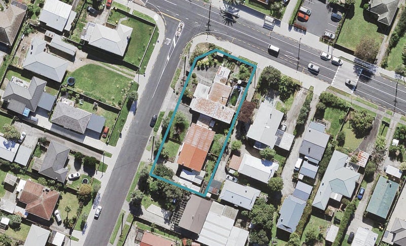 36 St Leonards Road, Kelston, Auckland - Carousel 1