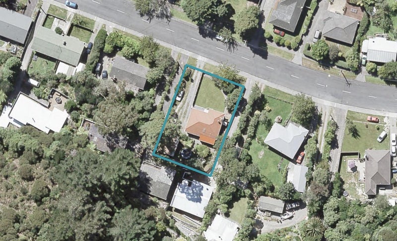 10 Hine Road, Wainuiomata, Lower Hutt - Carousel 1