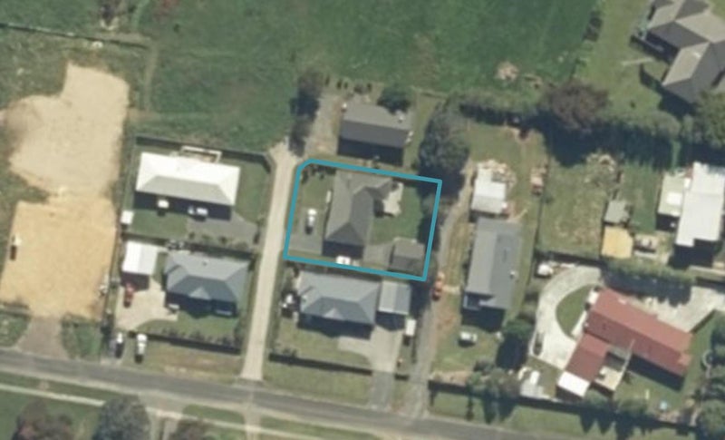 16D Bryce Street, Kihikihi, Te Awamutu - Carousel 1