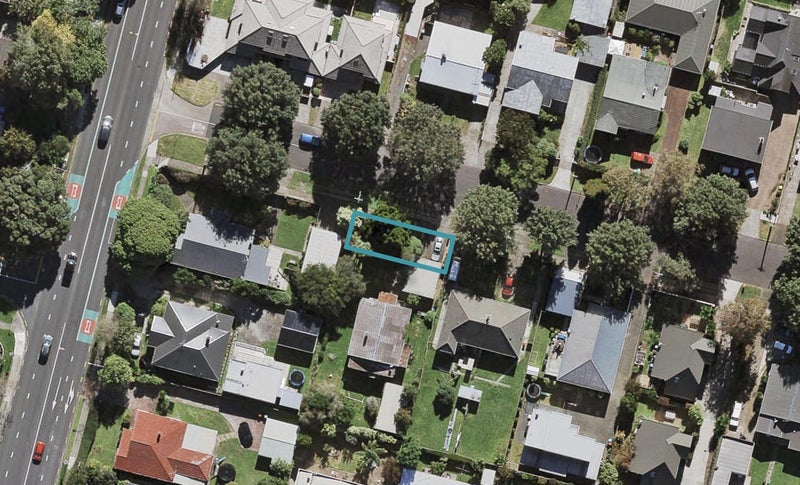1/22 Oak Street, Royal Oak, Auckland - Carousel 1