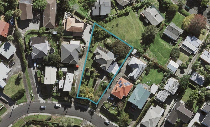 68 Ngatiawa Street, One Tree Hill, Auckland - Carousel 1