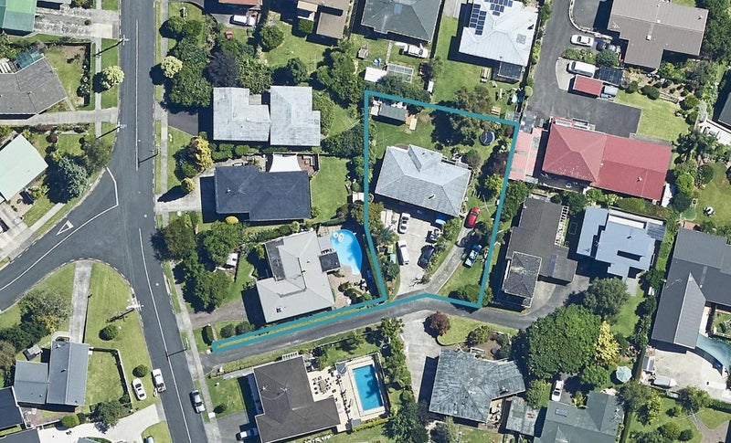 14 Andrew Place, Otumoetai, Tauranga - Carousel 1