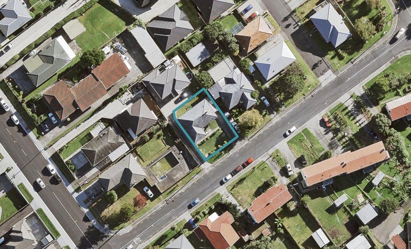 9 Malcolm Street, Wesley, Auckland - Carousel 1