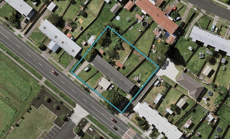 62 Ferguson Road, Otara, Auckland - Carousel 1