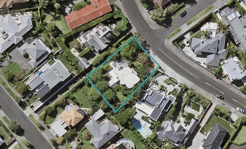 16 Paritai Drive, Orakei, Auckland - Carousel 1
