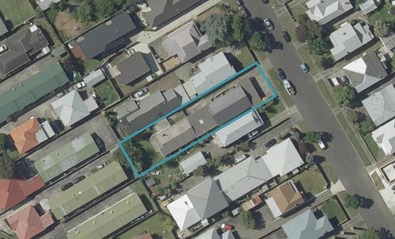 4/16 Hereford Street, West End, Palmerston North - Carousel 1