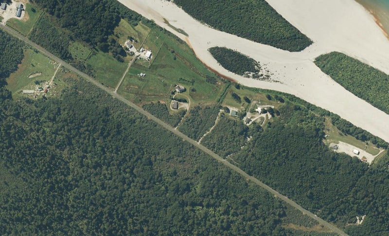 3956 Arawata, JACKSON BAY, HAAST - Carousel 1