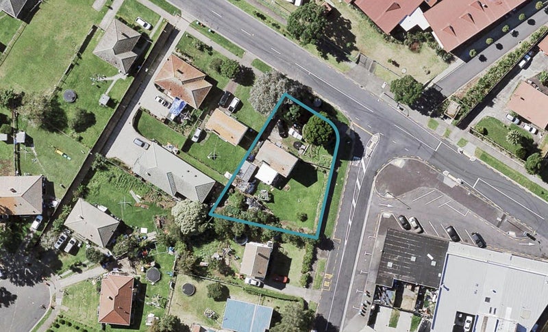 33 Farringdon Street, Glen Innes, Auckland - Carousel 1