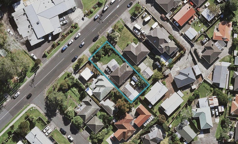 26 Ocean View Road, Northcote, Auckland - Carousel 1