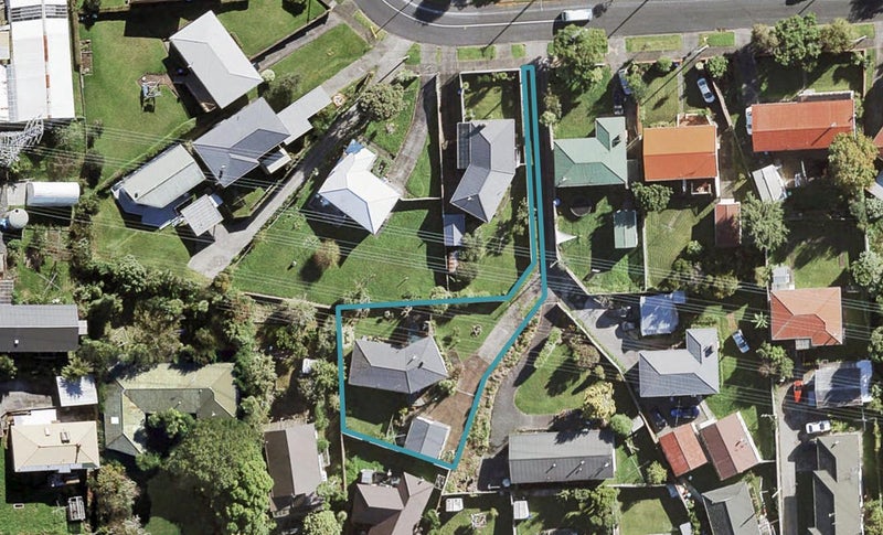 86 Mary Dreaver Street, New Windsor, Auckland - Carousel 1