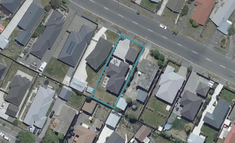151 Queenspark Drive, Parklands, Christchurch - Carousel 1