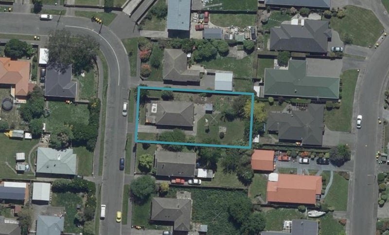 49 Momorangi Crescent, Redwood, Christchurch - Carousel 1