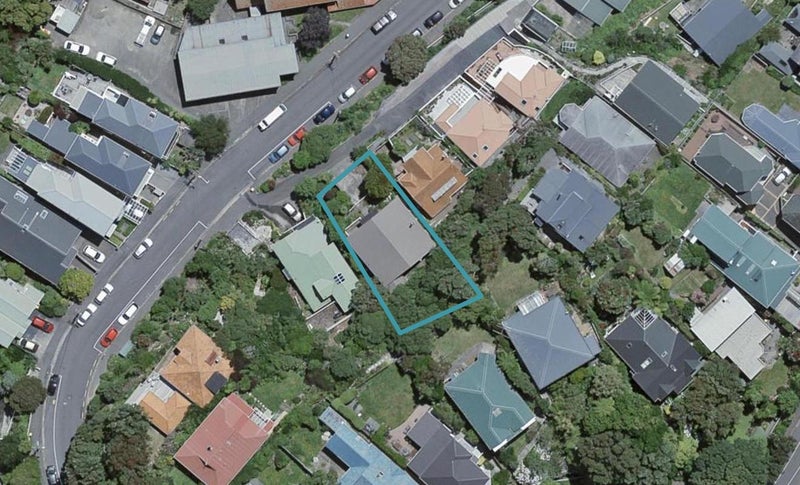 19 St Michaels Crescent, Kelburn, Wellington - Carousel 1