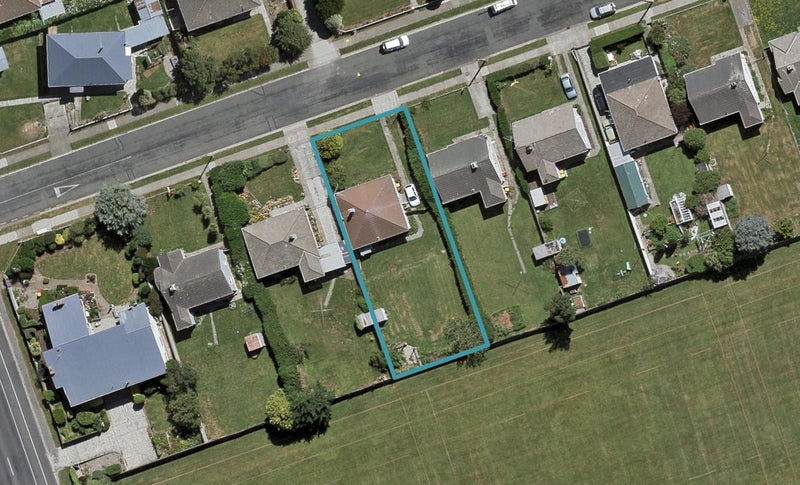 135 Islington Street, Turnbull Thomson Park, Invercargill - Carousel 1