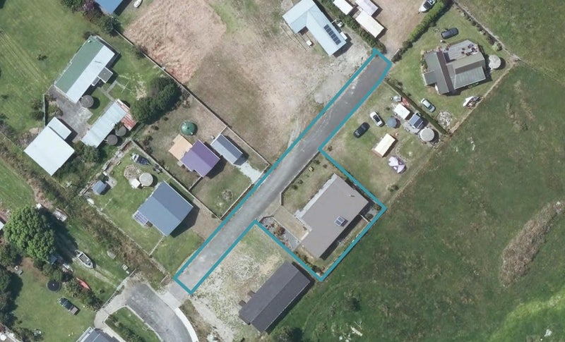 15A Ratau Street, Māhia - Carousel 1