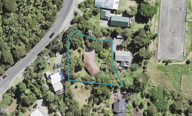 450 Huia Road, Laingholm, Auckland - Carousel 1