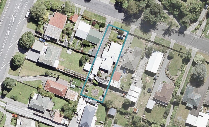 4 Gillespies Road, Birchville, Upper Hutt - Carousel 1