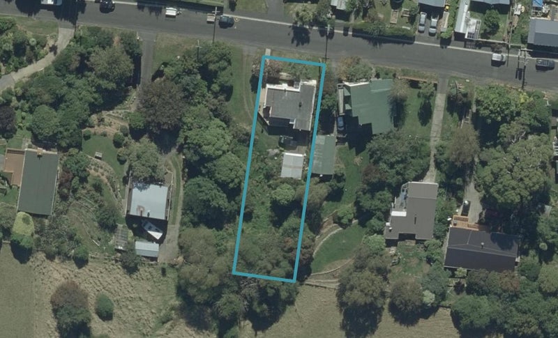 46 Greenacres Street, Macandrew Bay, Dunedin - Carousel 1