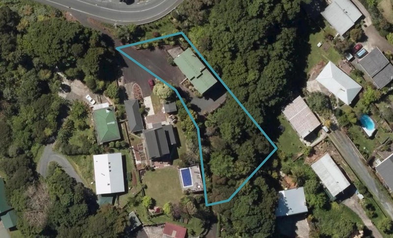 4 Memorial Drive, Parahaki, Whangarei - Carousel 1