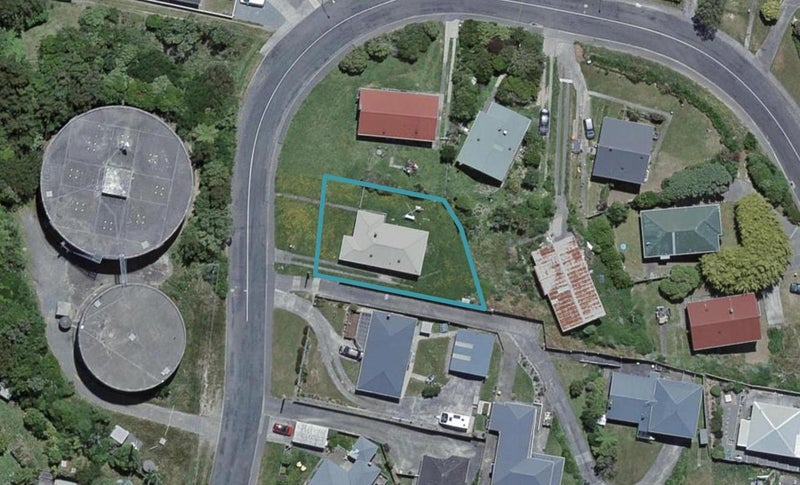 26 Ruskin Road, Newlands, Wellington - Carousel 1