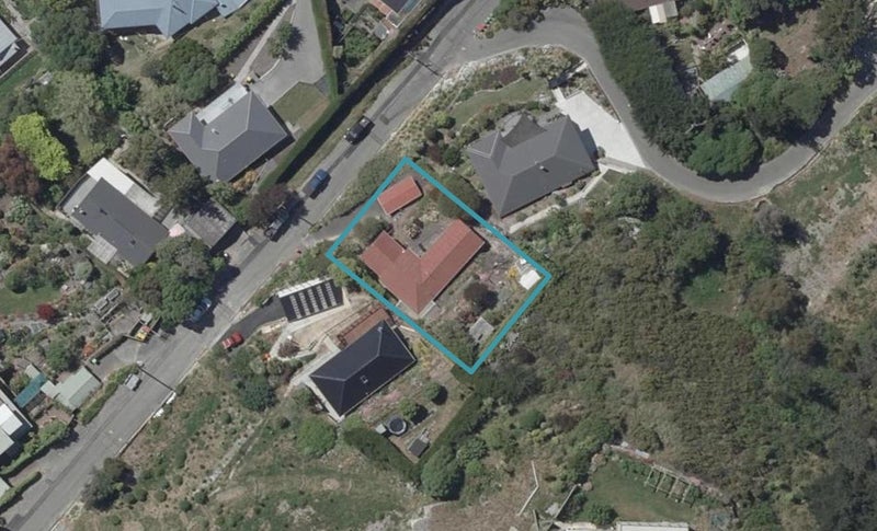 17 Ocean View Terrace, Sumner, Christchurch - Carousel 1
