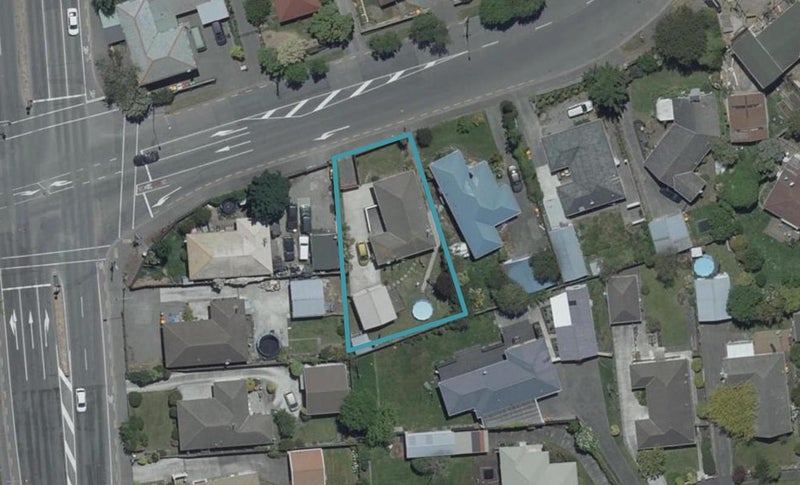 325 Lake Terrace Road, Shirley, Christchurch - Carousel 1