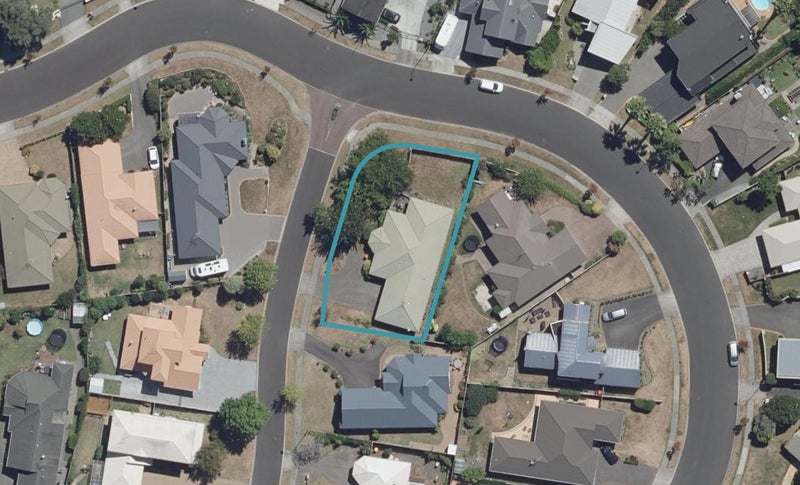 1 Castlewold Place, Huntington, Hamilton - Carousel 1