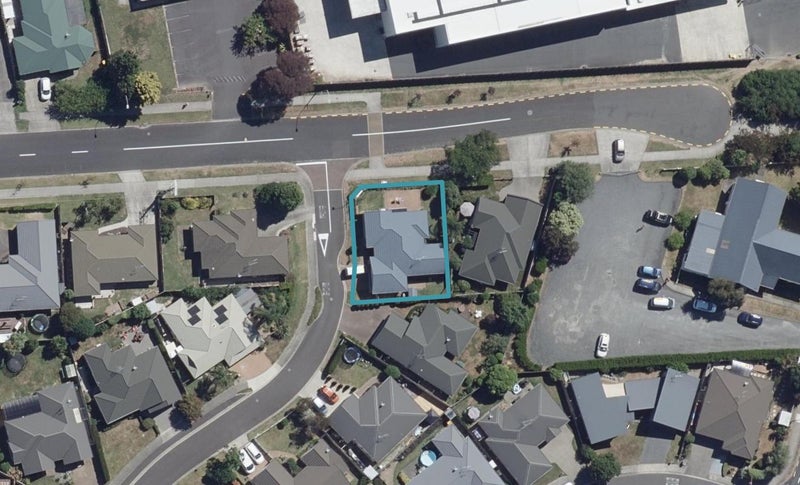 1 Callum Court, Rototuna, Hamilton - Carousel 1