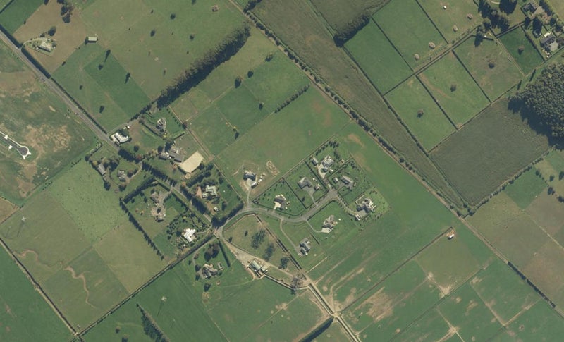 7B Llennoc Lane, Matangi - Carousel 1