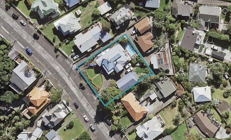 97 Queen Street, Northcote Point, Auckland - Carousel 1