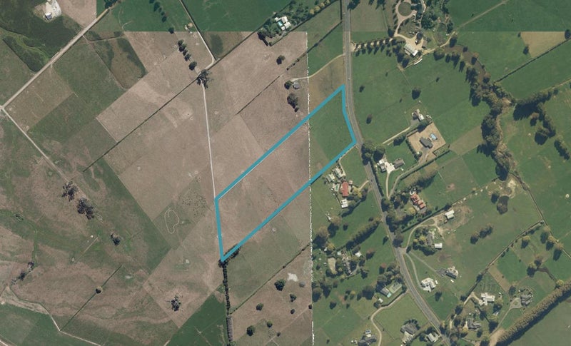 146 Hoeka Road, Matangi - Carousel 1