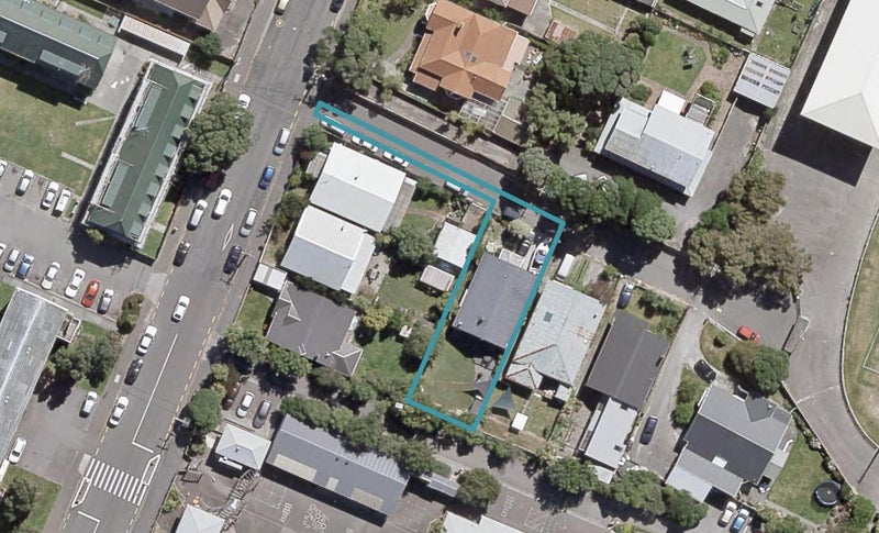 2 Kirks Avenue, Petone, Lower Hutt - Carousel 1
