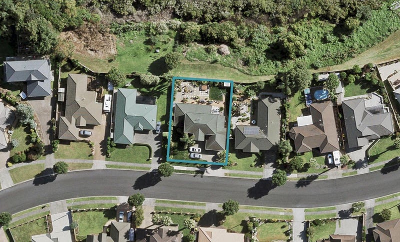 19 Longford Park Drive, Takanini, Auckland - Carousel 1