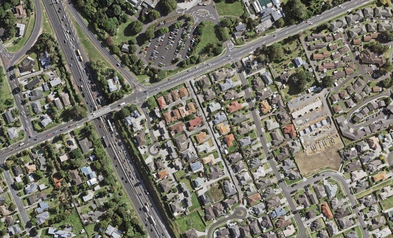 10 Botanic View, Manurewa, Auckland - Carousel 1