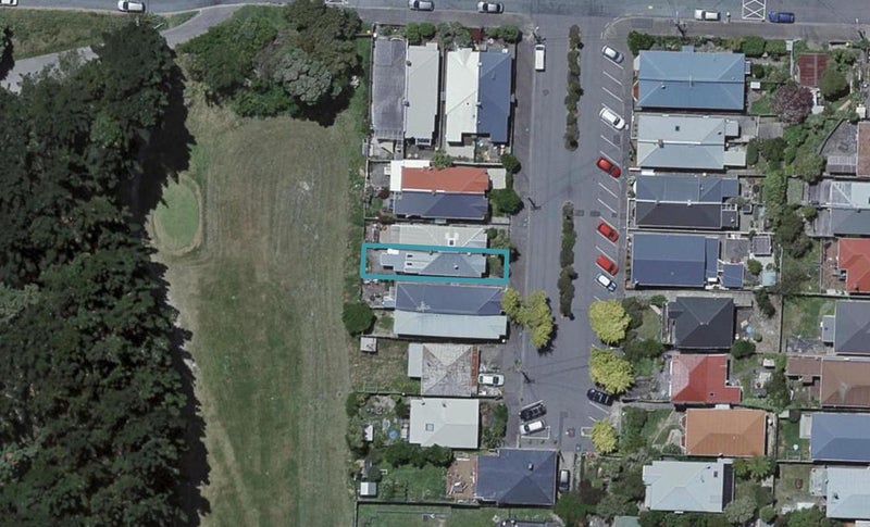 12 Royal Street, Berhampore, Wellington - Carousel 1