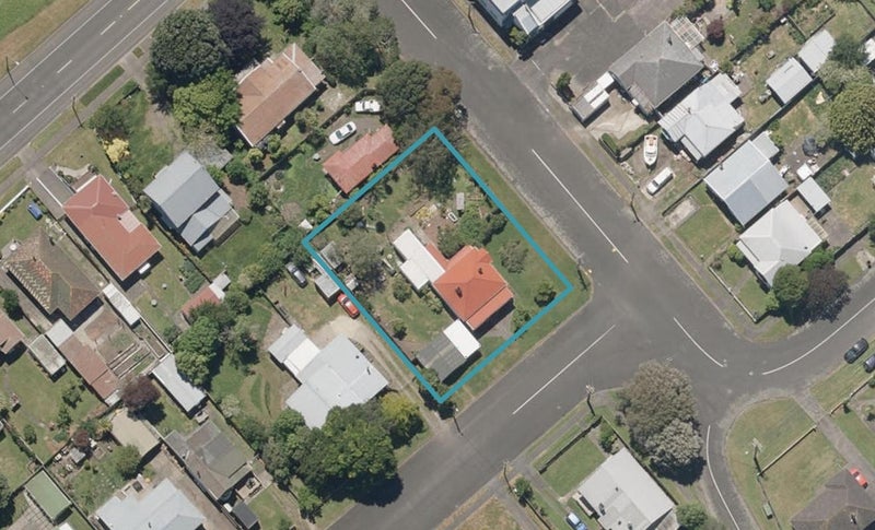 21 Collingwood Street, Whanganui East, Whanganui - Carousel 1