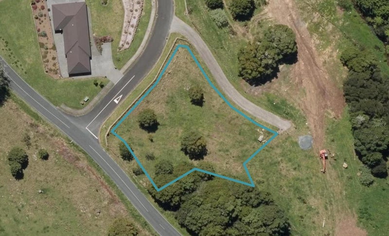 2 Catherin Servant Close, Maunu, Whangarei - Carousel 1