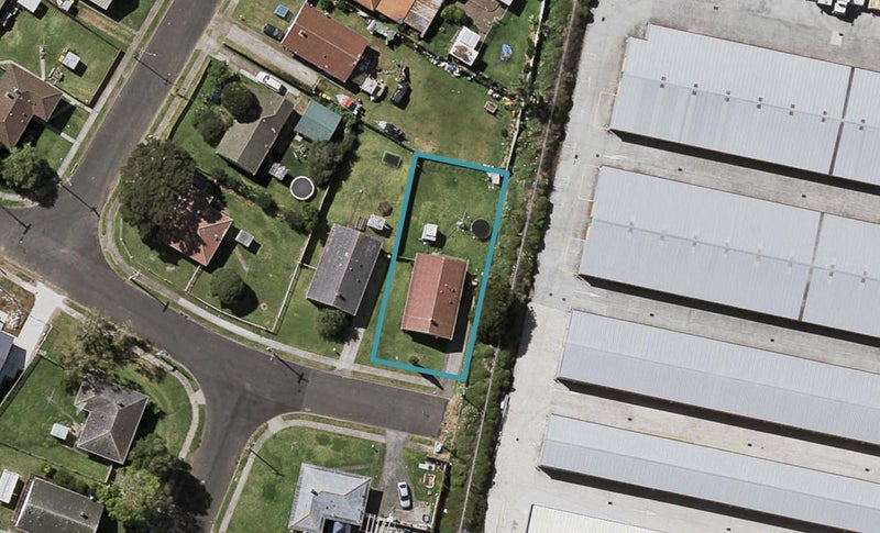 20 Geraldine Road, Otara, Auckland - Carousel 1