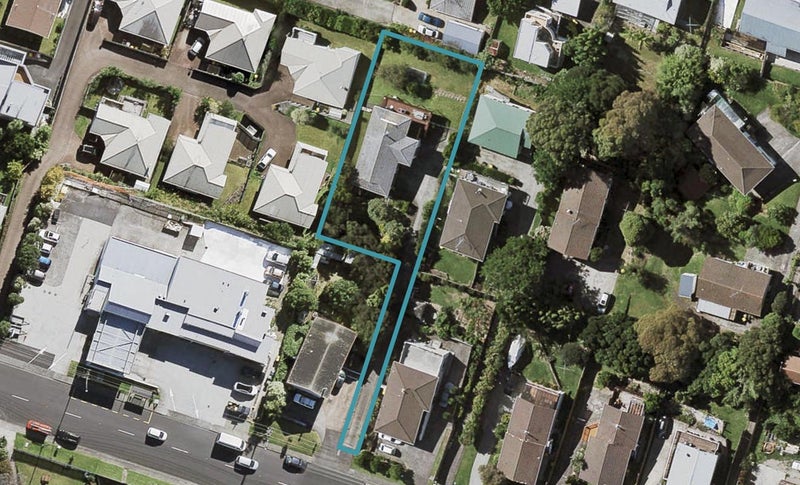 10 Target Road, Totara Vale, Auckland - Carousel 1