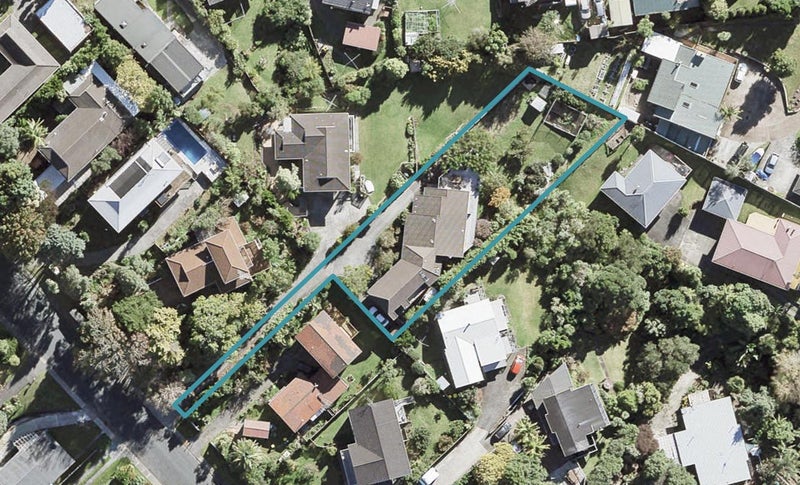 10 Geoffrey Road, Torbay, Auckland - Carousel 1