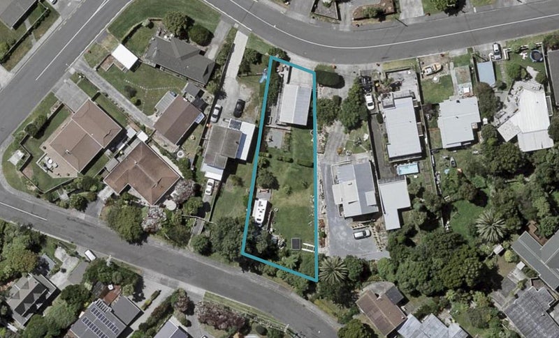 6 Eatwell Avenue, Paraparaumu Beach, Paraparaumu - Carousel 1