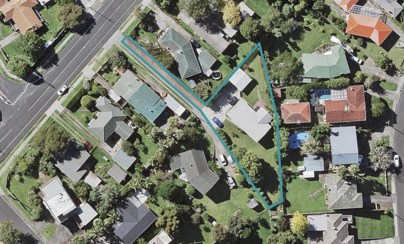 49 Hutchinsons Road, Bucklands Beach, Auckland - Carousel 1