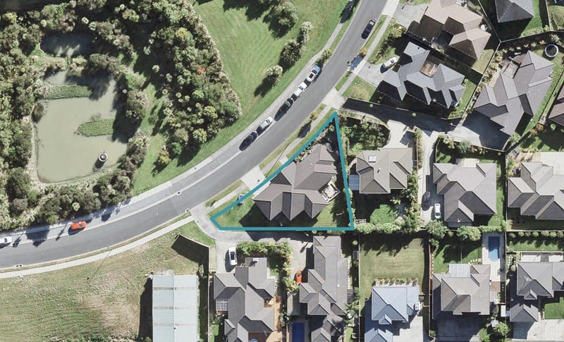 20 Travis View Drive, Fairview Heights, Auckland - Carousel 1
