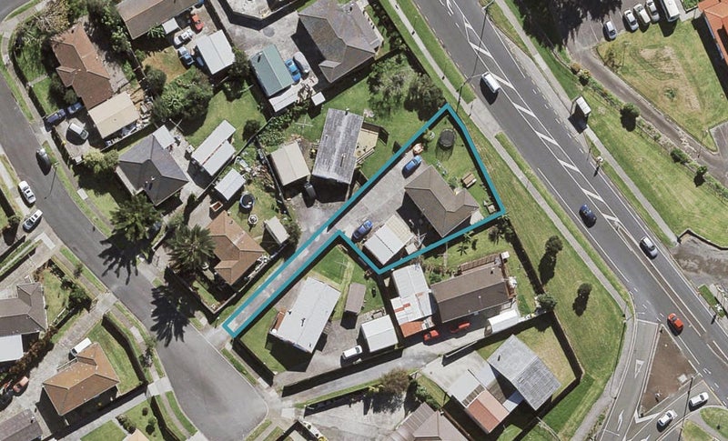 10 Tacon Place, Mangere, Auckland - Carousel 1