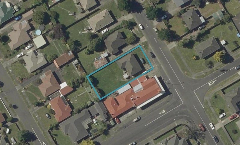 42 Seddon Street, Takaro, Palmerston North - Carousel 1