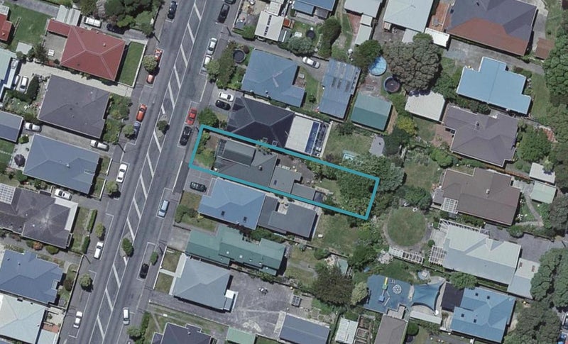 11 Derwent Street, Island Bay, Wellington - Carousel 1